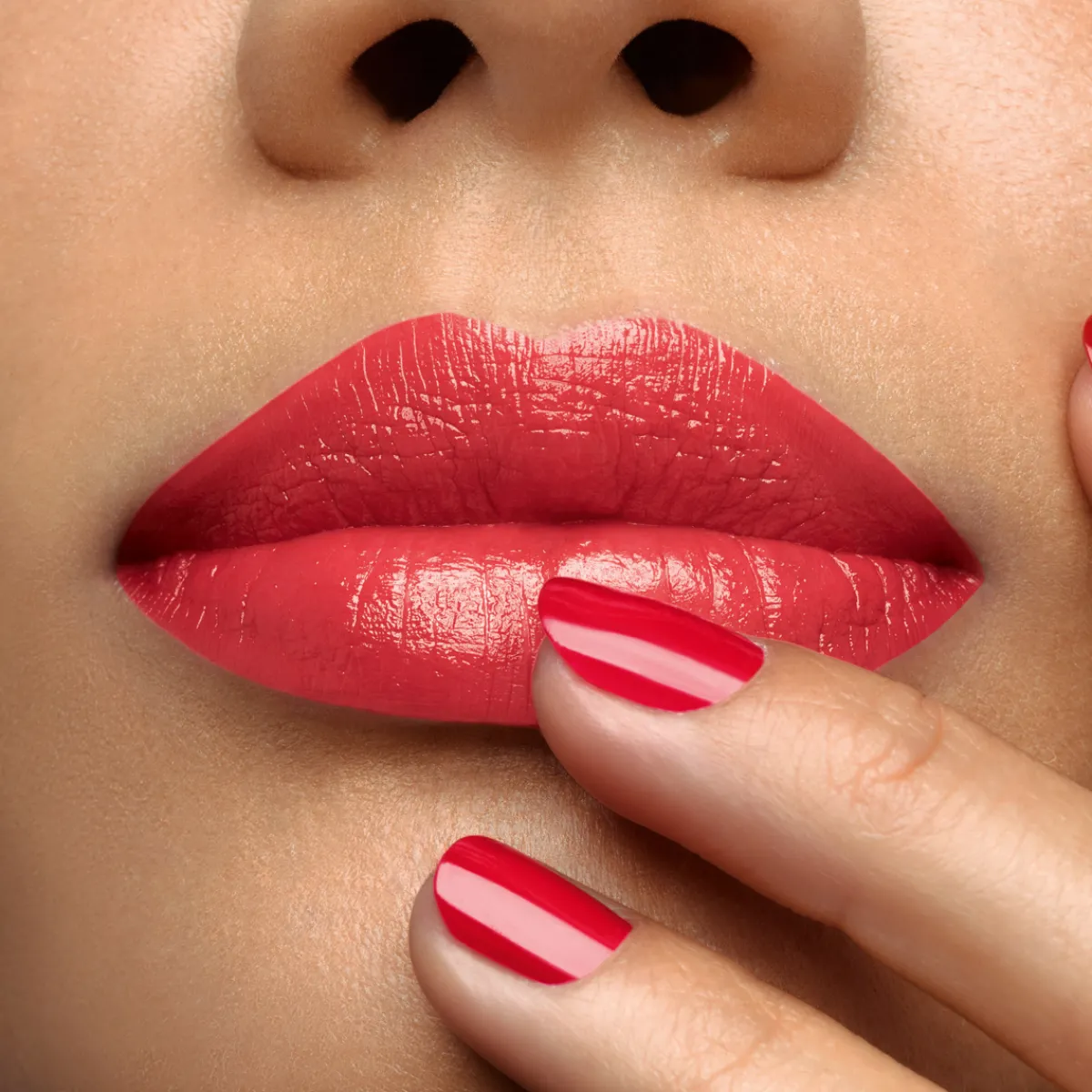Rouge Louboutin SooooO…Glow On The Go^Christian Louboutin Fashion