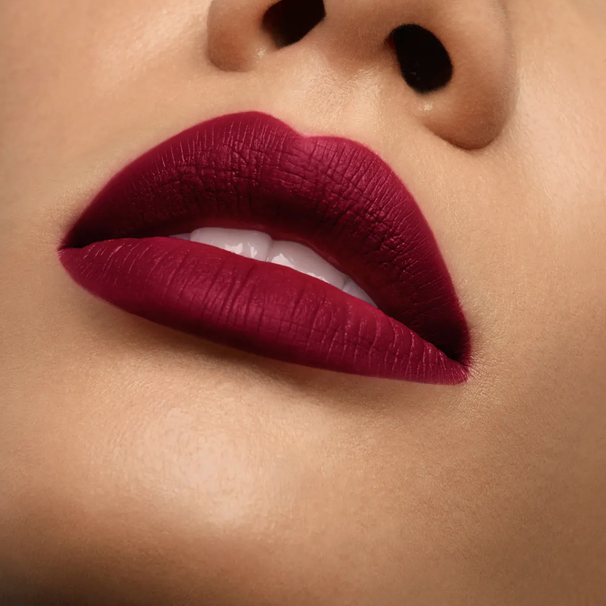Rouge Louboutin Velvet Matte On The Go^Christian Louboutin Shop